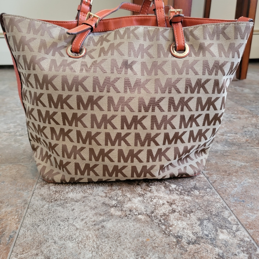 Michael Kors bag
